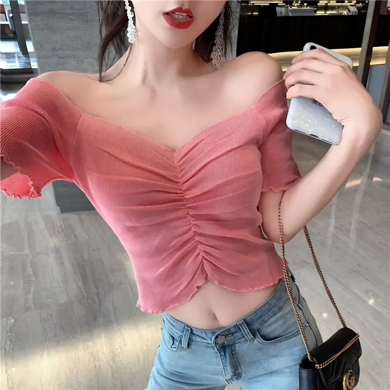 Summer 2025 New Style of Cute Clavicle One-shoulder Temperament Slim and Fresh Short-sleeved Knitted T-shirt Top for Women
Summer 2025 New Style of Cute Clavicle One-shoulder Temperament Slim and Fresh Short-sleeved Knitted T-shirt Top for Women