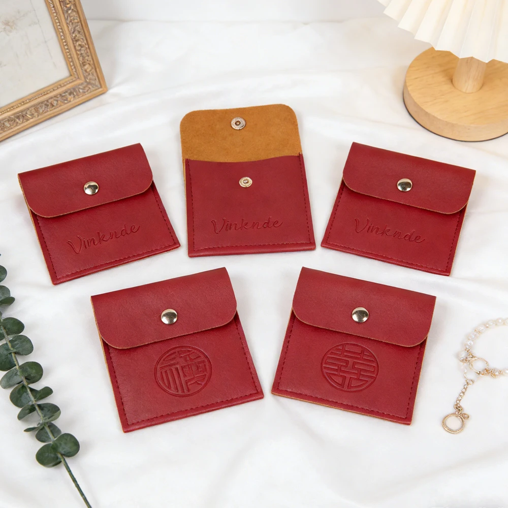 50/100pcs Personalized Logo 8x8cm Red Jewelry Leather Snap Bag Mini Jewellery Packaging Button Pouch Boutique Display Pockets
50/100pcs Personalized Logo 8x8cm Red Jewelry Leather Snap Bag Mini Jewellery Packaging Button Pouch Boutique Display Pockets