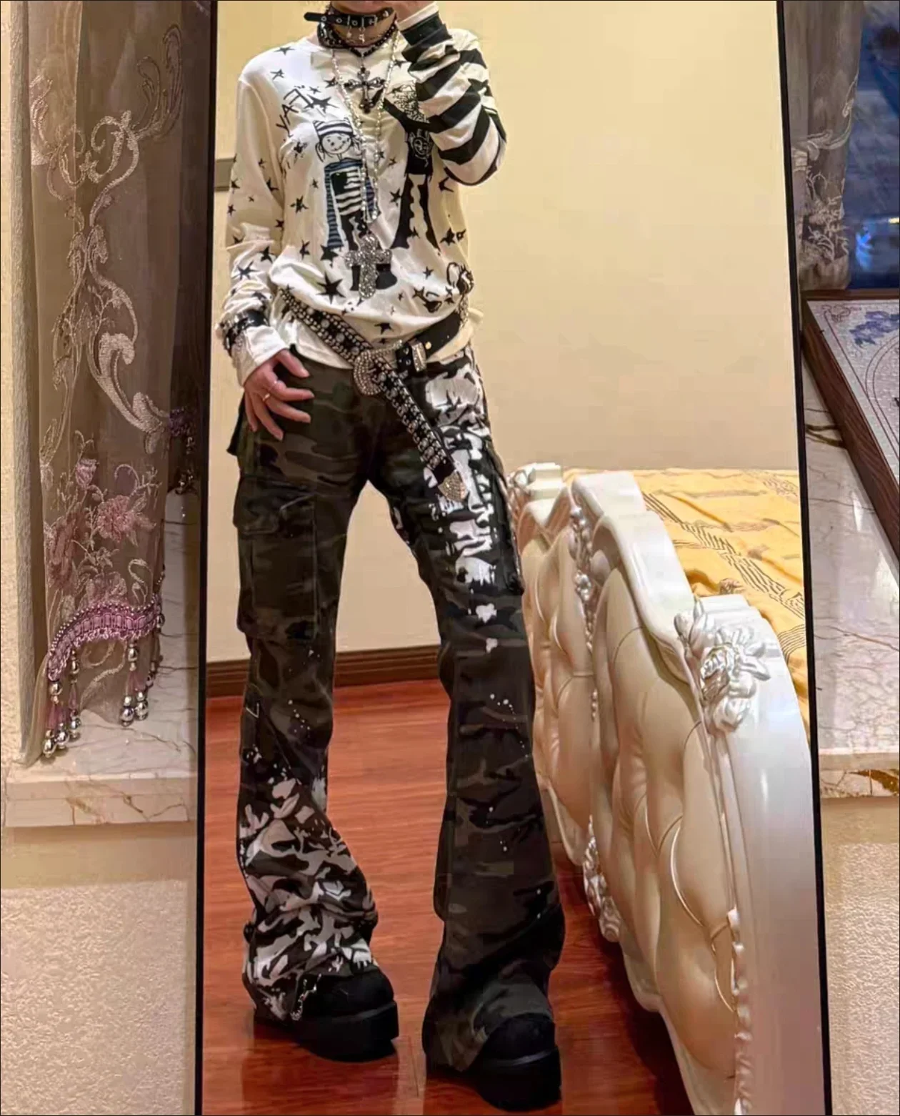 Women Streetwear Vintage Camouflage Cargo Jeans 2025 Autumn Y2K Hip Hop High Waist Straight Casual Wide Leg Denim Pants
Women Streetwear Vintage Camouflage Cargo Jeans 2025 Autumn Y2K Hip Hop High Waist Straight Casual Wide Leg Denim Pants