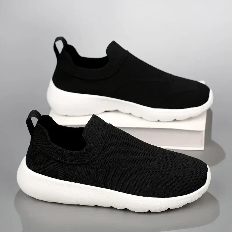 New Breathable Casual Shoes for Men and Women Lightweight Outdoor Couples Walking Non-slip Sports Flat Shoes Spring and Autumn
New Breathable Casual Shoes for Men and Women Lightweight Outdoor Couples Walking Non-slip Sports Flat Shoes Spring and Autumn