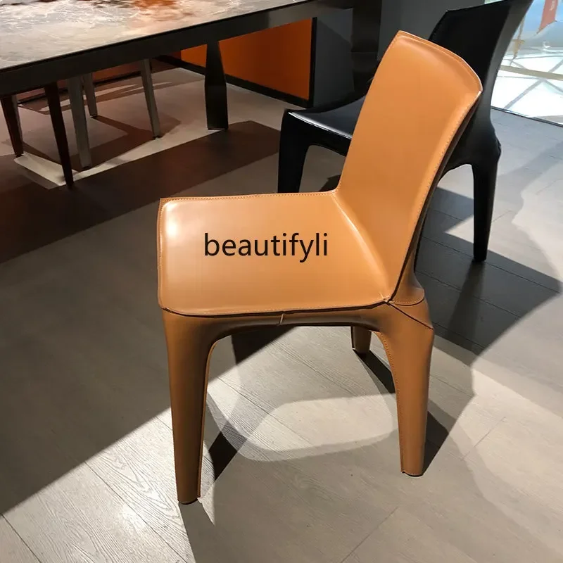 Dining Chair Leather Chair Saddle Leather Italian Minimalist Designer Sample Room Reception Conference Chair New furniture
Dining Chair Leather Chair Saddle Leather Italian Minimalist Designer Sample Room Reception Conference Chair New furniture