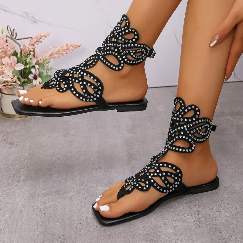 2025 Hot Sale Ladies Shoes Buckle Strap Women's Sandals Fashion Crystal Beach Sandals Women Summer Plus Size Flat Sandalszapatos
2025 Hot Sale Ladies Shoes Buckle Strap Women's Sandals Fashion Crystal Beach Sandals Women Summer Plus Size Flat Sandalszapatos
