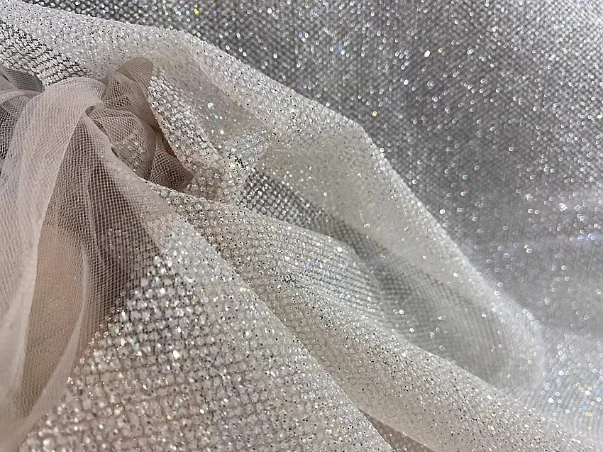 Sparkling sequins gauze hot stamping diamond spraying gold mesh sewing wedding dresses evening gowns stage costumes fabrics
Sparkling sequins gauze hot stamping diamond spraying gold mesh sewing wedding dresses evening gowns stage costumes fabrics