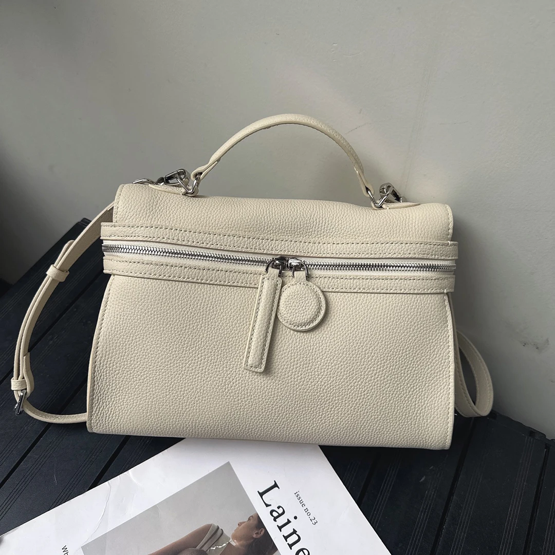 Women's Bag Luxury Bags Designers 2026 Trendy Soft Pebbled Leather Shoulder Bag Top Handle Handbags for Woman Luxury Designer
Women's Bag Luxury Bags Designers 2026 Trendy Soft Pebbled Leather Shoulder Bag Top Handle Handbags for Woman Luxury Designer