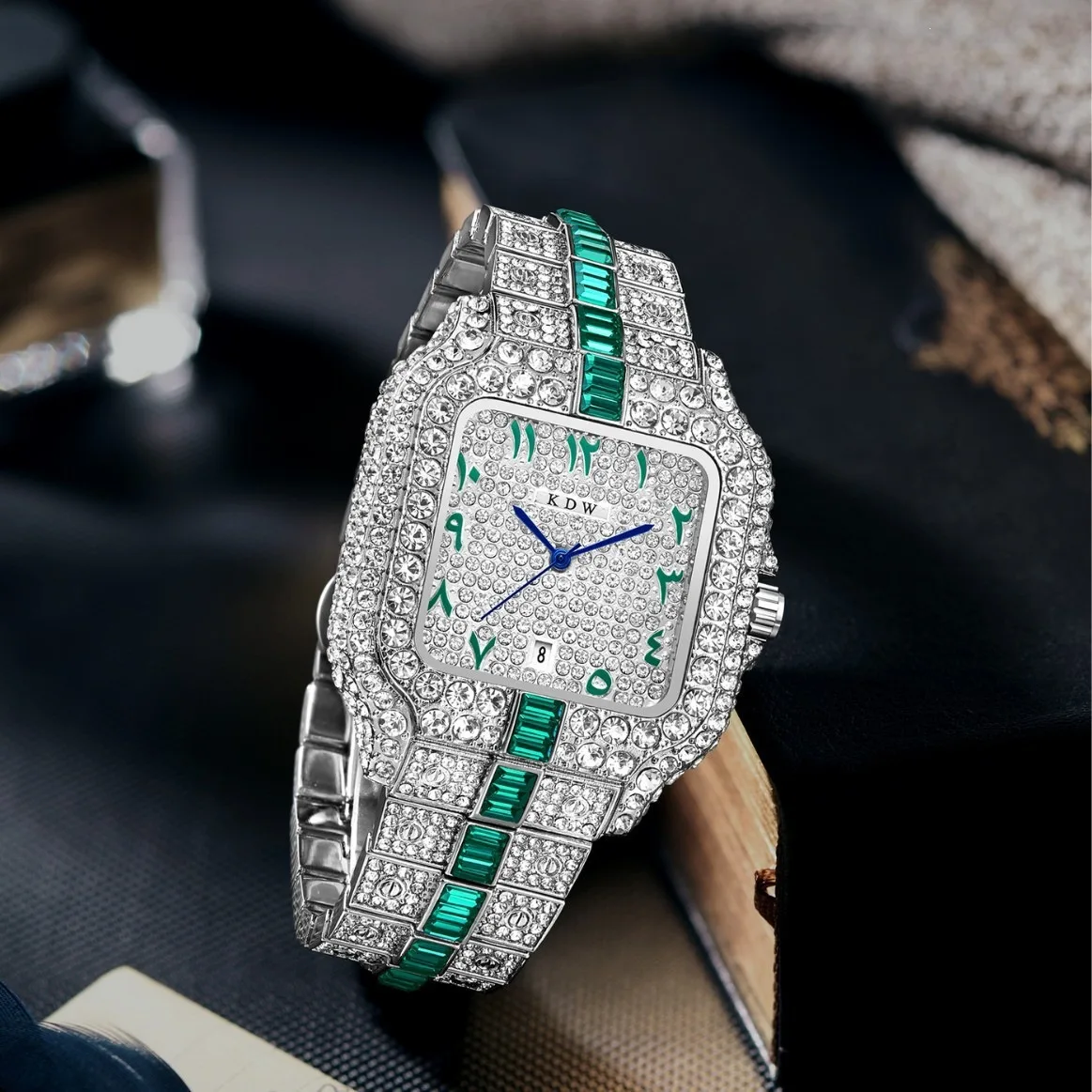 High Quality Hip Hop Silver Color Square Diamond Quartz Watch Men Bling Luxury Steel Timepiece Novelty Shiny Ice Out AAA Watch
High Quality Hip Hop Silver Color Square Diamond Quartz Watch Men Bling Luxury Steel Timepiece Novelty Shiny Ice Out AAA Watch
