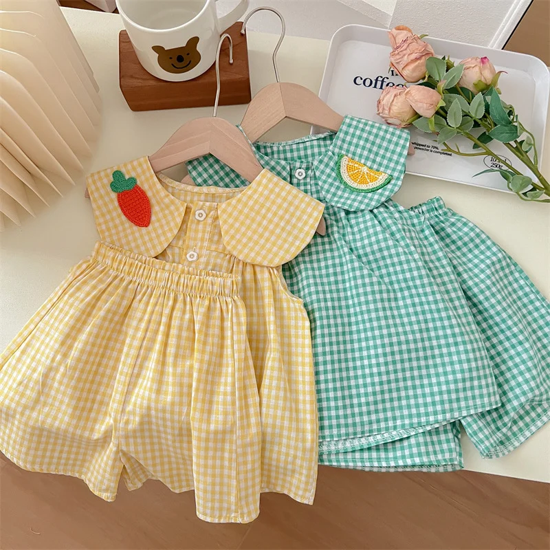 Girls Summer Clothing Sets Plaid Casual Suits Children Peter Pan Collar Vest+Shorts 2Pcst Kids Sweet Fruit Sleeveless Clothing
Girls Summer Clothing Sets Plaid Casual Suits Children Peter Pan Collar Vest+Shorts 2Pcst Kids Sweet Fruit Sleeveless Clothing