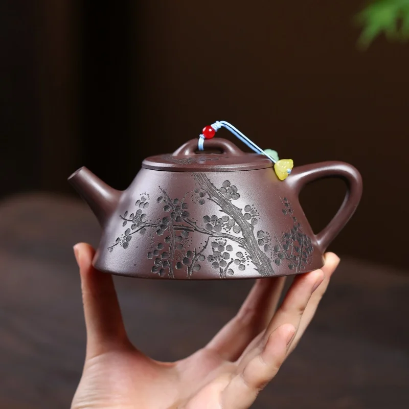 240ml Yixing Zisha Clay Teapot Hand Carved Plum Blossom Shipiao Pot Chinese Purple Sand Tea Pot Handmade Kung Fu Tea Set Accesso
240ml Yixing Zisha Clay Teapot Hand Carved Plum Blossom Shipiao Pot Chinese Purple Sand Tea Pot Handmade Kung Fu Tea Set Accesso