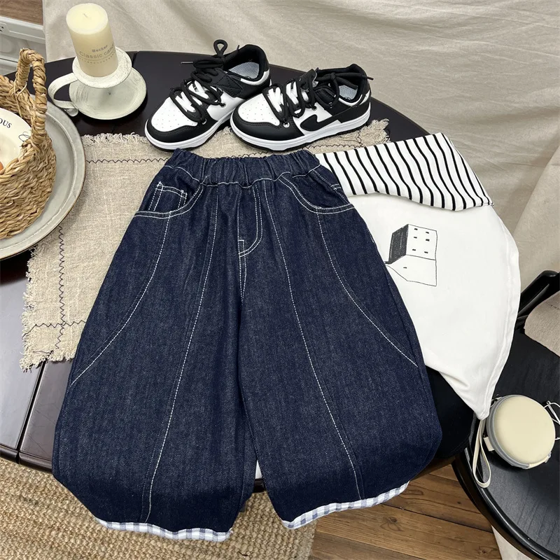 Autumn 2025 New Children's Plaid Pants with Rolled Edges and Wide Legs Cotton Elastic Waisted Jeans
Autumn 2025 New Children's Plaid Pants with Rolled Edges and Wide Legs Cotton Elastic Waisted Jeans