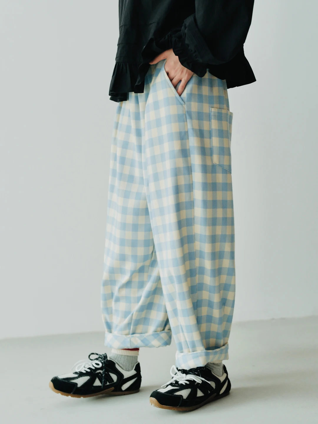 IMAKOKONI original design elastic waistband plaid casual pocket wide leg pants for women 244752
IMAKOKONI original design elastic waistband plaid casual pocket wide leg pants for women 244752