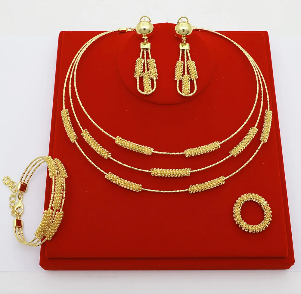 Luxury Handmade 18K Gold Plated Jewelry Set Simple Fashion Necklace Earrings Bracelet Ring Suitable For Daily Wear Banquet
Luxury Handmade 18K Gold Plated Jewelry Set Simple Fashion Necklace Earrings Bracelet Ring Suitable For Daily Wear Banquet