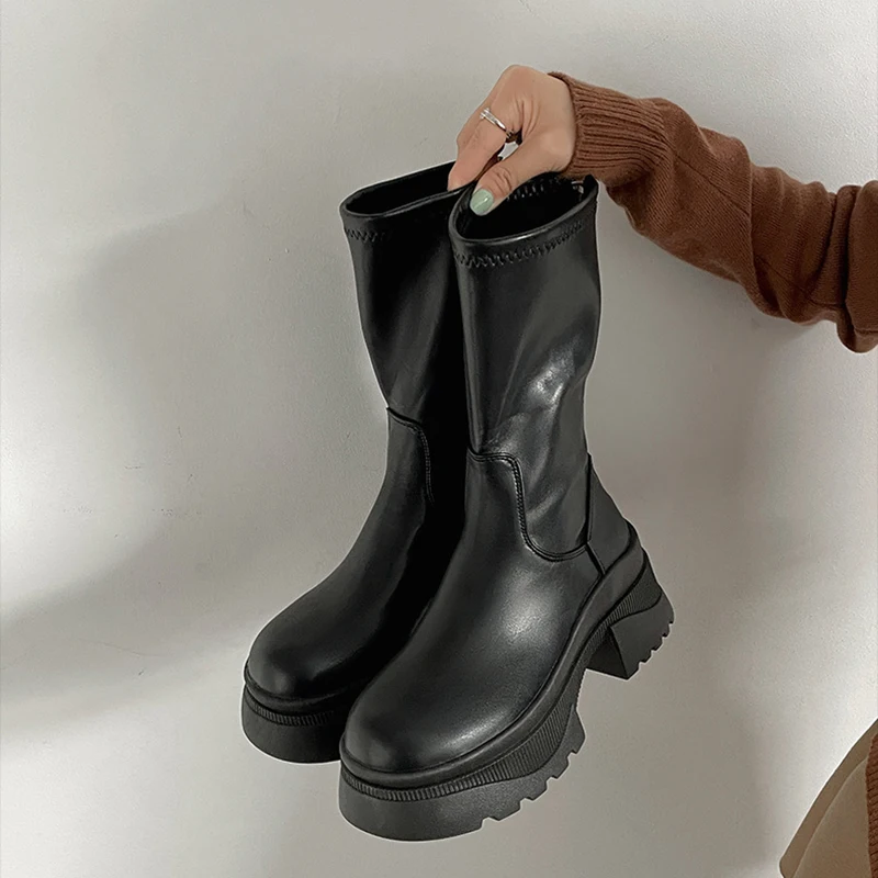Spring and Autumn English Style Round Head Thick Heel Chelsea Center Leg Slim Knight's Short Boots Shoes for Women
Spring and Autumn English Style Round Head Thick Heel Chelsea Center Leg Slim Knight's Short Boots Shoes for Women