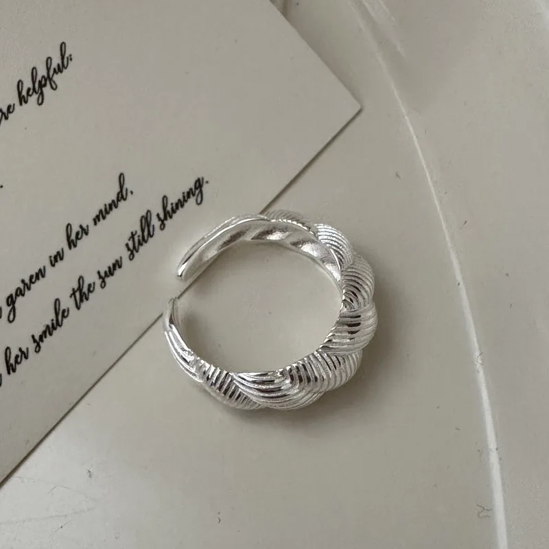 S925 Sterling Silver Retro Croisser Ring Trendy Korean Design With Sense Texture for Wedding Engagement or Party
S925 Sterling Silver Retro Croisser Ring Trendy Korean Design With Sense Texture for Wedding Engagement or Party
