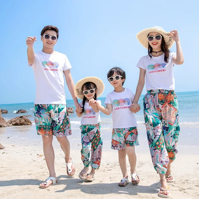 Summer Beach Family Matching Outfits Mother Daughter Dad T-shirt & Short Pants Holiday Seaside Couple Lovers Matching Outfit
Summer Beach Family Matching Outfits Mother Daughter Dad T-shirt & Short Pants Holiday Seaside Couple Lovers Matching Outfit