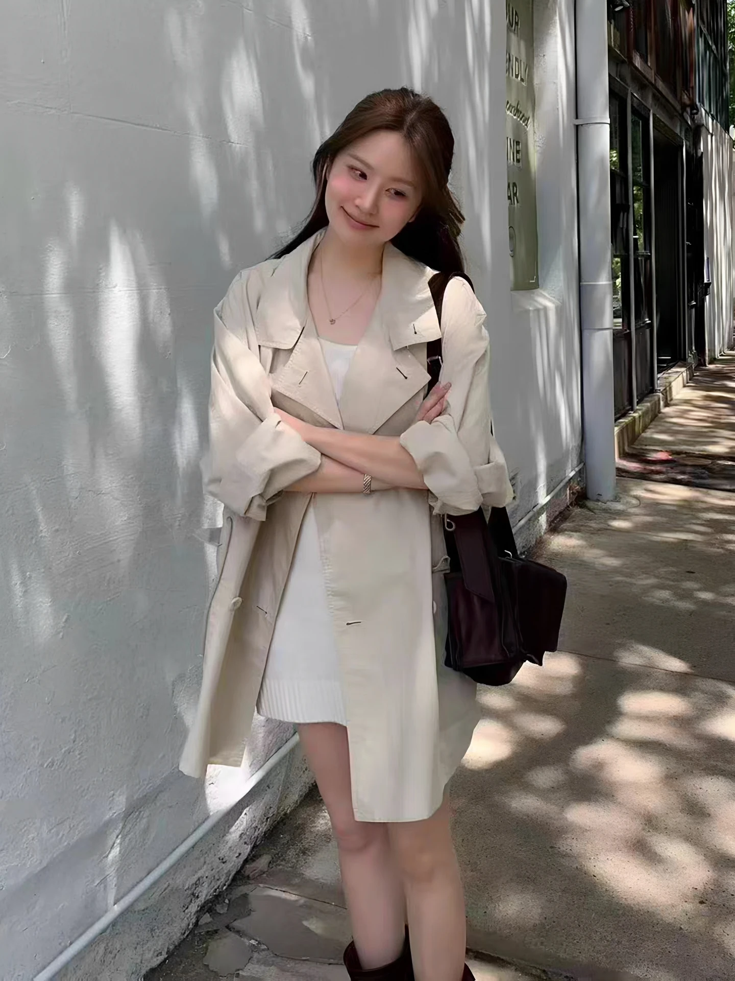 Elegant Korean Style Double Breasted Windbreaker Waist Cinched Midi Length Spring 2026 Fashion Ladies' Coat Casual Cotton Blend
Elegant Korean Style Double Breasted Windbreaker Waist Cinched Midi Length Spring 2026 Fashion Ladies' Coat Casual Cotton Blend