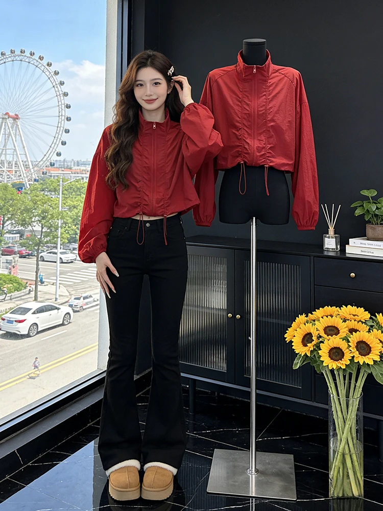 Американская спортивная дышащая женская куртка с воротником-стойкой, весна 2026, новая модель, на молнии, с защитой от солнца, свободного кроя, рабочая одежда
Американская спортивная дышащая женская куртка с воротником-стойкой, весна 2026, новая модель, на молнии, с защитой от солнца, свободного кроя, рабочая одежда