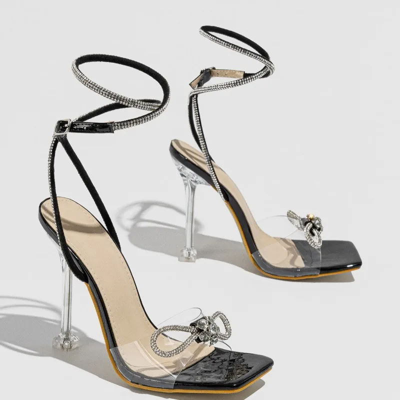 Women Sandals Fashion Ankle Strap Design Sandals Temperament Transparent PVC Stiletto Sandal Luxury Diamond Bow High-heel Sandal
Women Sandals Fashion Ankle Strap Design Sandals Temperament Transparent PVC Stiletto Sandal Luxury Diamond Bow High-heel Sandal
