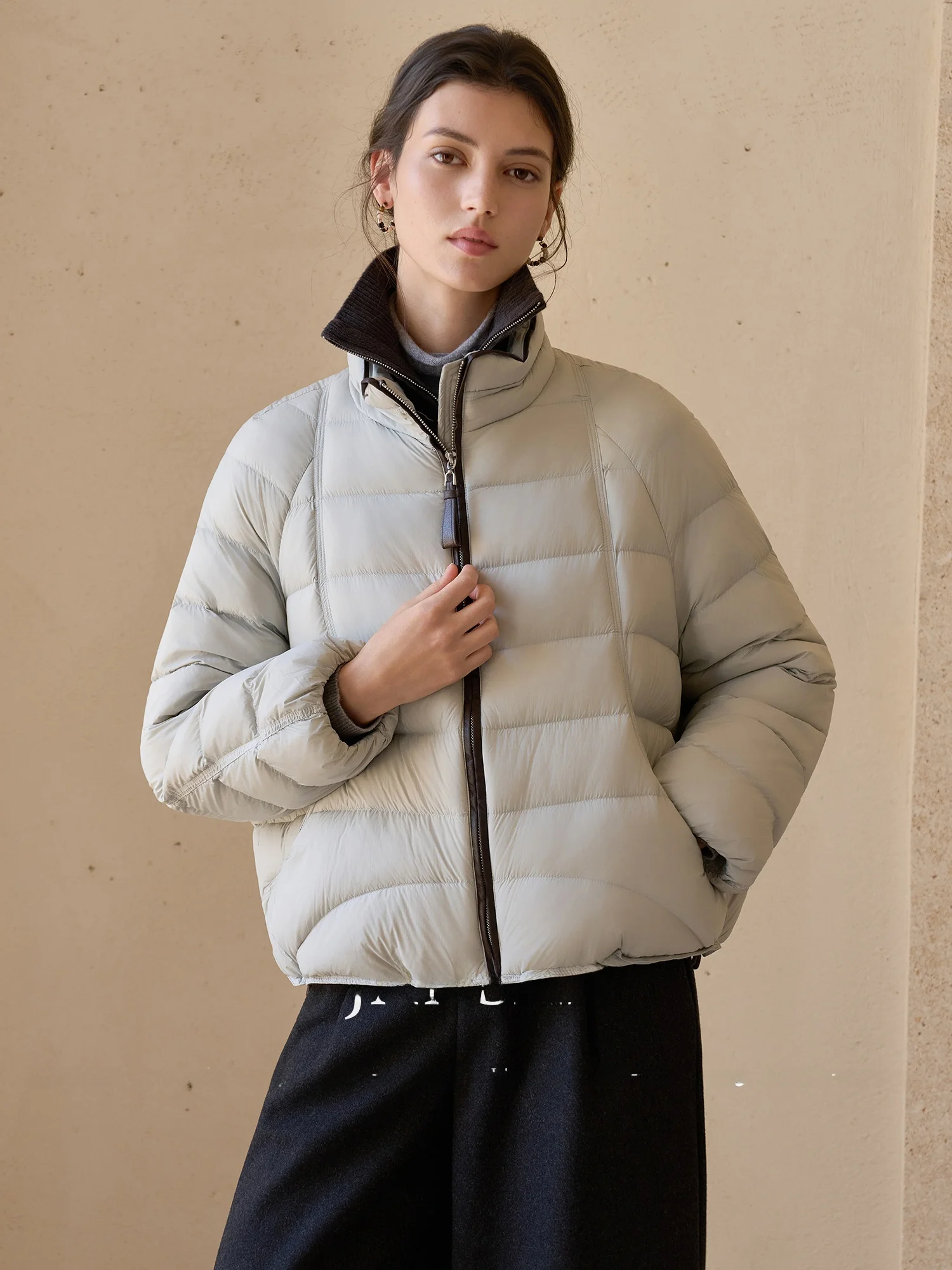 Женская пуховая куртка JANSAN Ele Series с эффектом кожи, в стиле колор-блок, с воротником-стойкой, теплая, с длинными рукавами, повседневная, на молнии
Женская пуховая куртка JANSAN Ele Series с эффектом кожи, в стиле колор-блок, с воротником-стойкой, теплая, с длинными рукавами, повседневная, на молнии