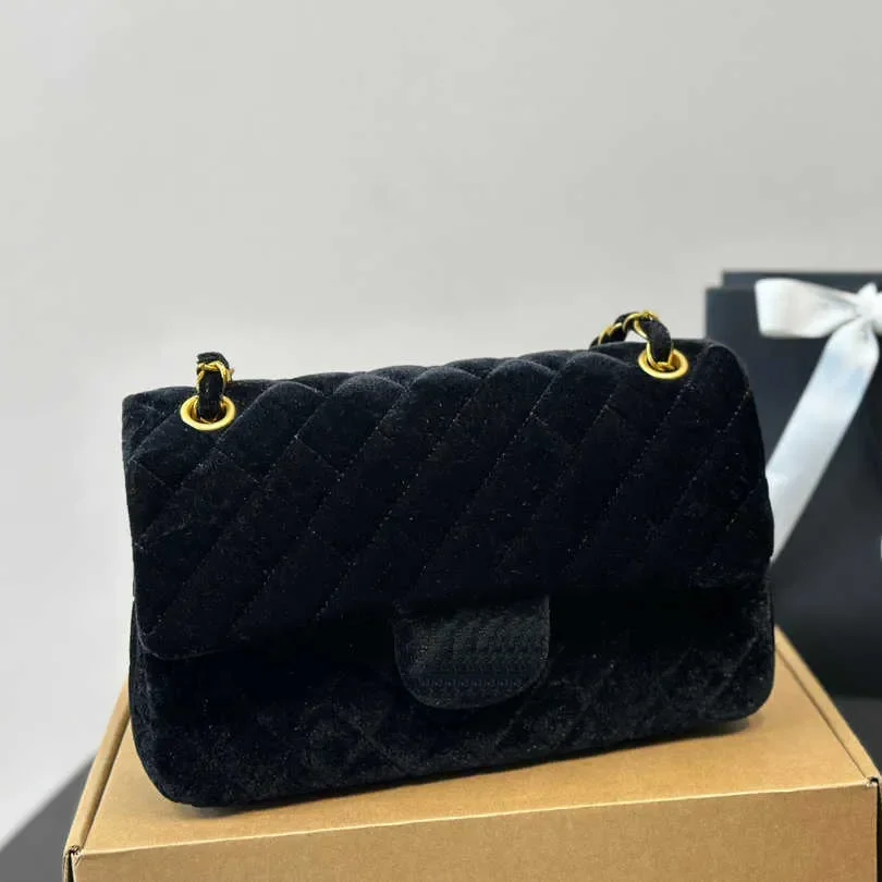 Velvet designer bags women Cross Body chain purse embroidery Jacquard evening Zipper Leather Diagonal Strap luxurys Square Bag 2
Velvet designer bags women Cross Body chain purse embroidery Jacquard evening Zipper Leather Diagonal Strap luxurys Square Bag 2