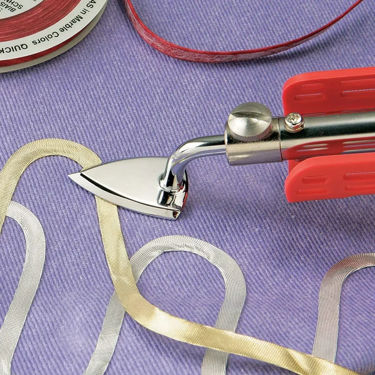 Hot SalesPen Iron Doll Clothes Iron Detail Ironing Machine Handmade Small Electric Iron
Hot SalesPen Iron Doll Clothes Iron Detail Ironing Machine Handmade Small Electric Iron