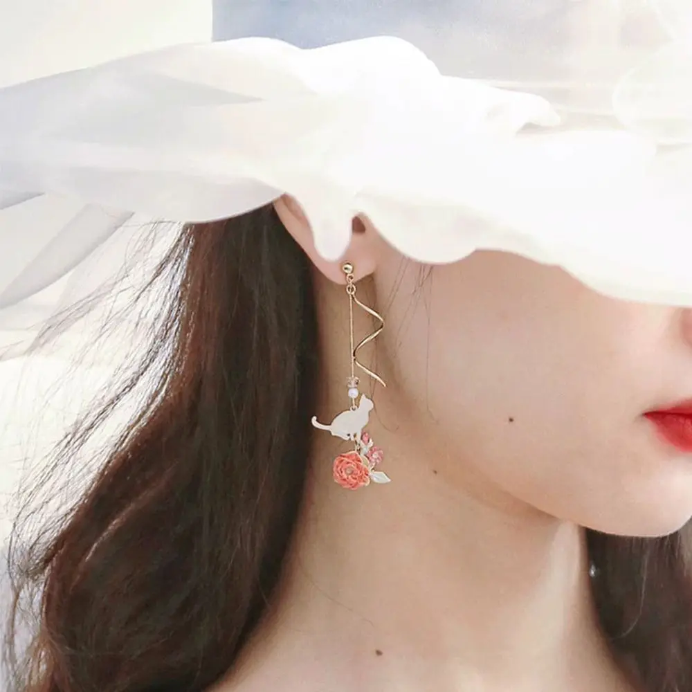 Women Personality S925 Silver Needle Leaves Pearl Asymmetric Dangle Earrings Tassel Earrings Fashion Jewelry Flowers Earrings
Women Personality S925 Silver Needle Leaves Pearl Asymmetric Dangle Earrings Tassel Earrings Fashion Jewelry Flowers Earrings