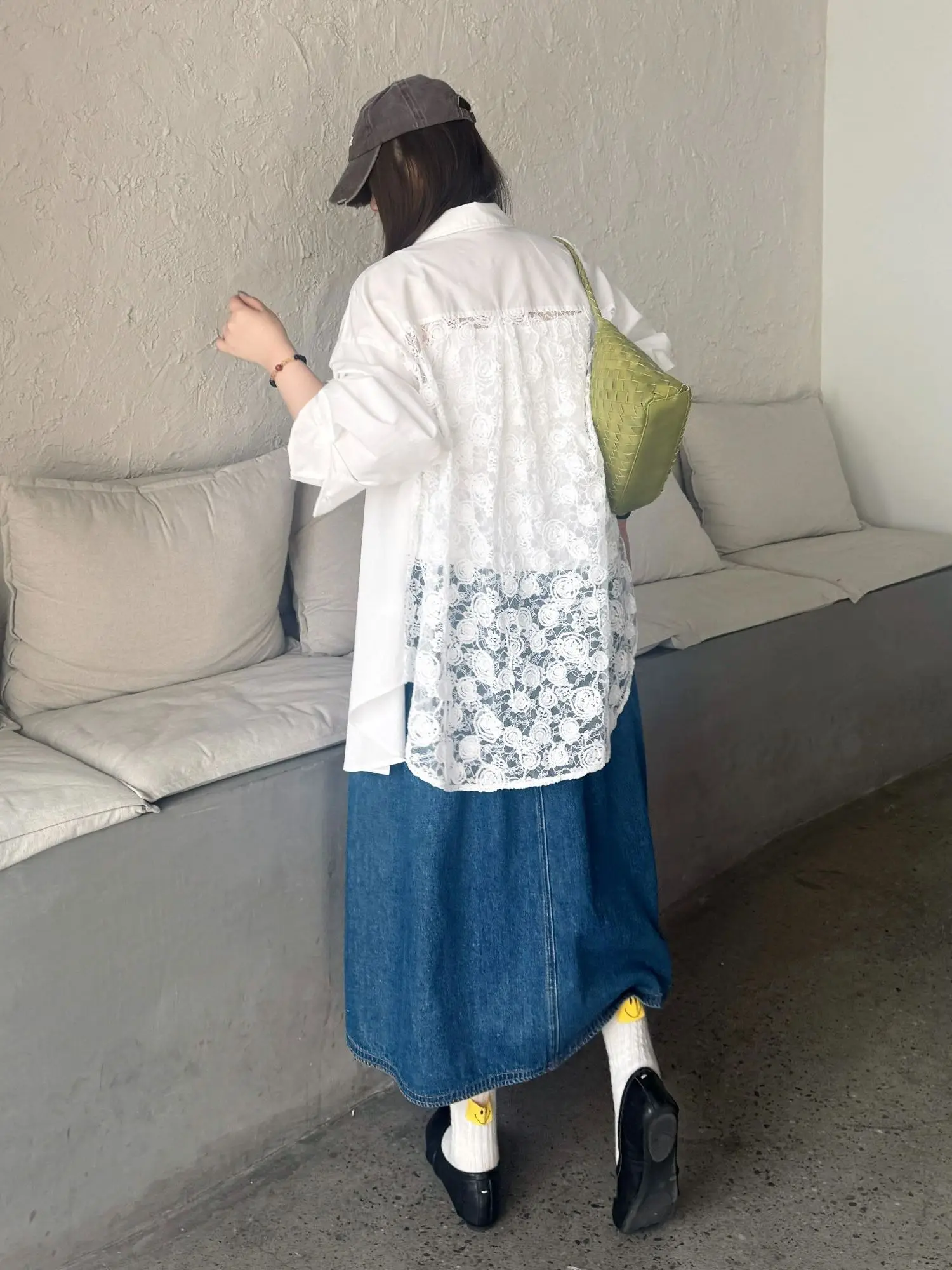 Jinggu Soft Pure Color Hook Flower Design Cooling Shirt Unique Back Hollow out Button up Long Sleeve Neck Hanfu Top
Jinggu Soft Pure Color Hook Flower Design Cooling Shirt Unique Back Hollow out Button up Long Sleeve Neck Hanfu Top
