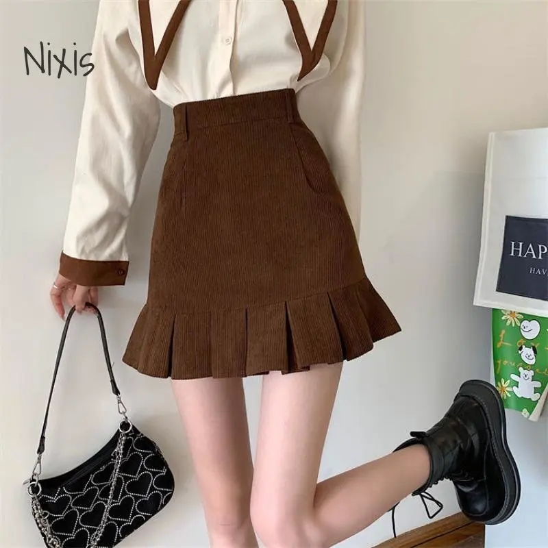 Vintage Skirts for Women Corduroy A-line Pleated Skirt Autumn Fashion Streetwear Casual Bottoms Y2k Elegant Female Clothies
Vintage Skirts for Women Corduroy A-line Pleated Skirt Autumn Fashion Streetwear Casual Bottoms Y2k Elegant Female Clothies