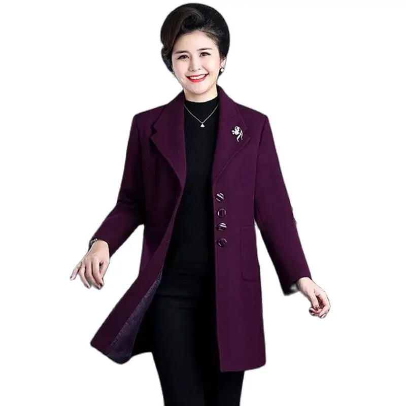 Woolen Coat Women's Long Autumn And Winter New Loose Large Size Middle-aged And Elderly Mothers Femperament Woolen OvercoatTide.
Woolen Coat Women's Long Autumn And Winter New Loose Large Size Middle-aged And Elderly Mothers Femperament Woolen OvercoatTide.