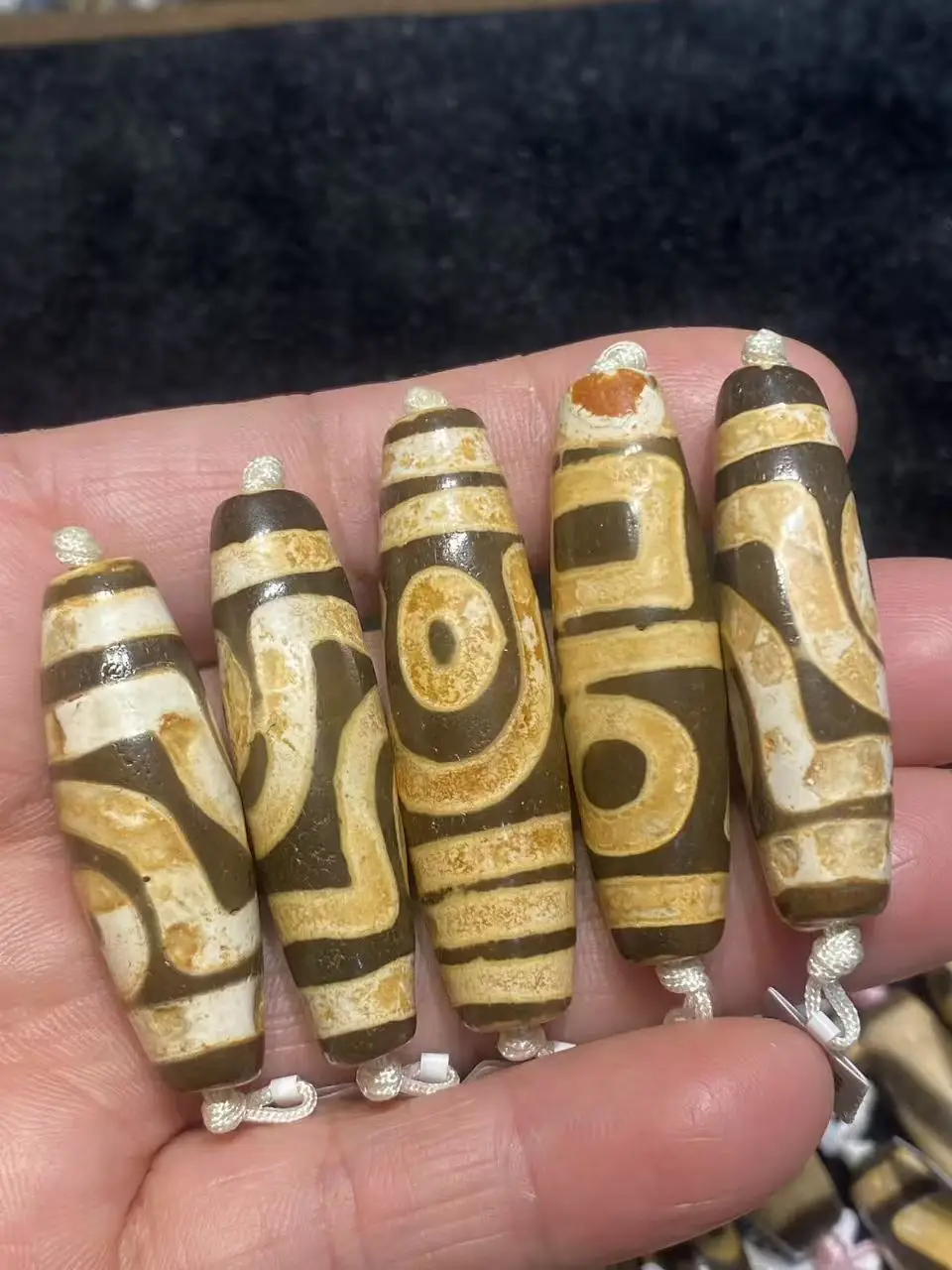 1 шт./лот, 30-50 мм, желтые бусины из сланца Дзи, тайваньское ремесло, состаренные, тибетские, россыпные бусины для браслетов и ожерелий, аксессуары
1 шт./лот, 30-50 мм, желтые бусины из сланца Дзи, тайваньское ремесло, состаренные, тибетские, россыпные бусины для браслетов и ожерелий, аксессуары