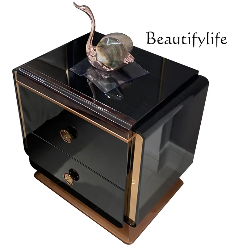 Italian solid wood bedside table, villa hotel bedroom bedside table decorative cabinet modern furniture
Italian solid wood bedside table, villa hotel bedroom bedside table decorative cabinet modern furniture