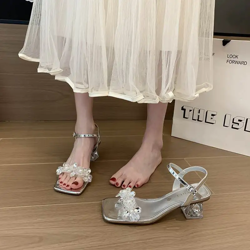 Transparent Crystal High Heel Sandals Women's Fashion Korean Style Slip-On Shoes Diamond Embellished Wide Foot Big Size
Transparent Crystal High Heel Sandals Women's Fashion Korean Style Slip-On Shoes Diamond Embellished Wide Foot Big Size