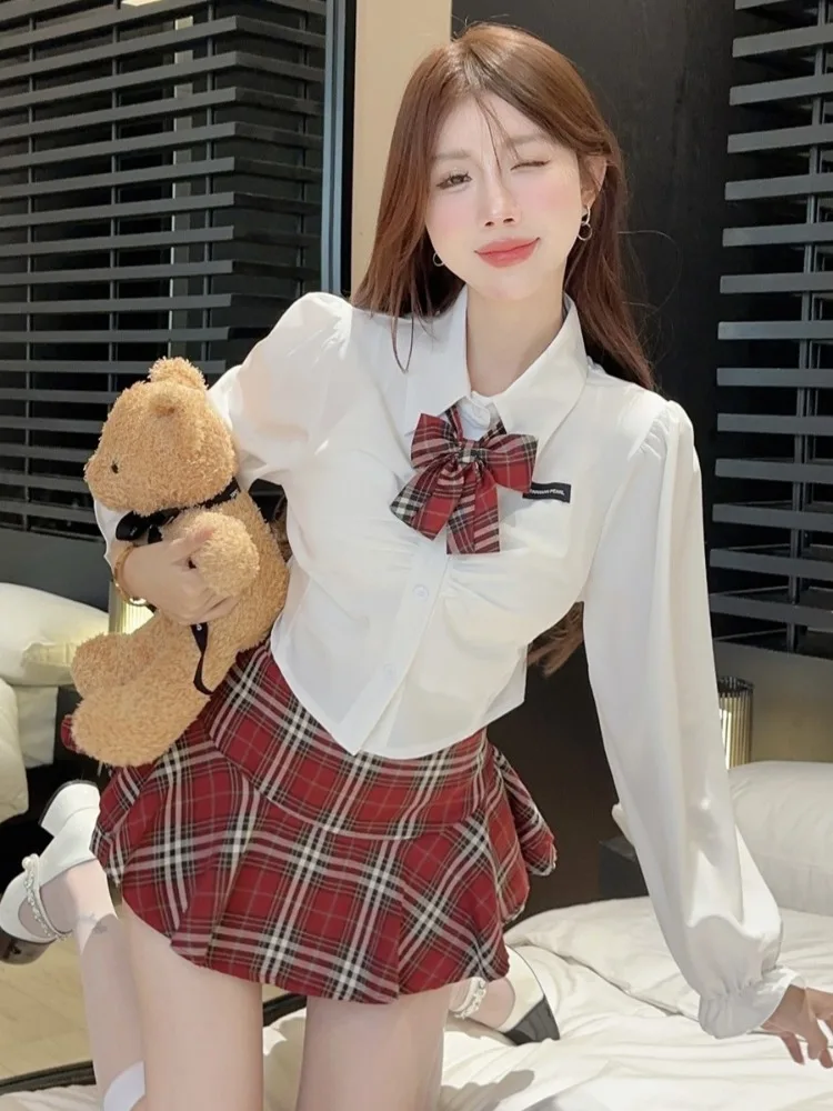 Sweet College Style JK Uniform Set Women's Long Sleeve Shirt with Bow Tie Plaid Skirt Two Piece Set Trendy Autumn Wear
Sweet College Style JK Uniform Set Women's Long Sleeve Shirt with Bow Tie Plaid Skirt Two Piece Set Trendy Autumn Wear