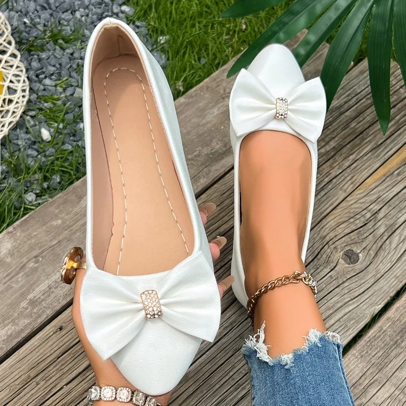 Spring and Autumn Women's Pointed Rhinestone Bow Embellishment Solid Color Shallow Mouth Shoes Women Fashion Casual Single Shoes
Spring and Autumn Women's Pointed Rhinestone Bow Embellishment Solid Color Shallow Mouth Shoes Women Fashion Casual Single Shoes