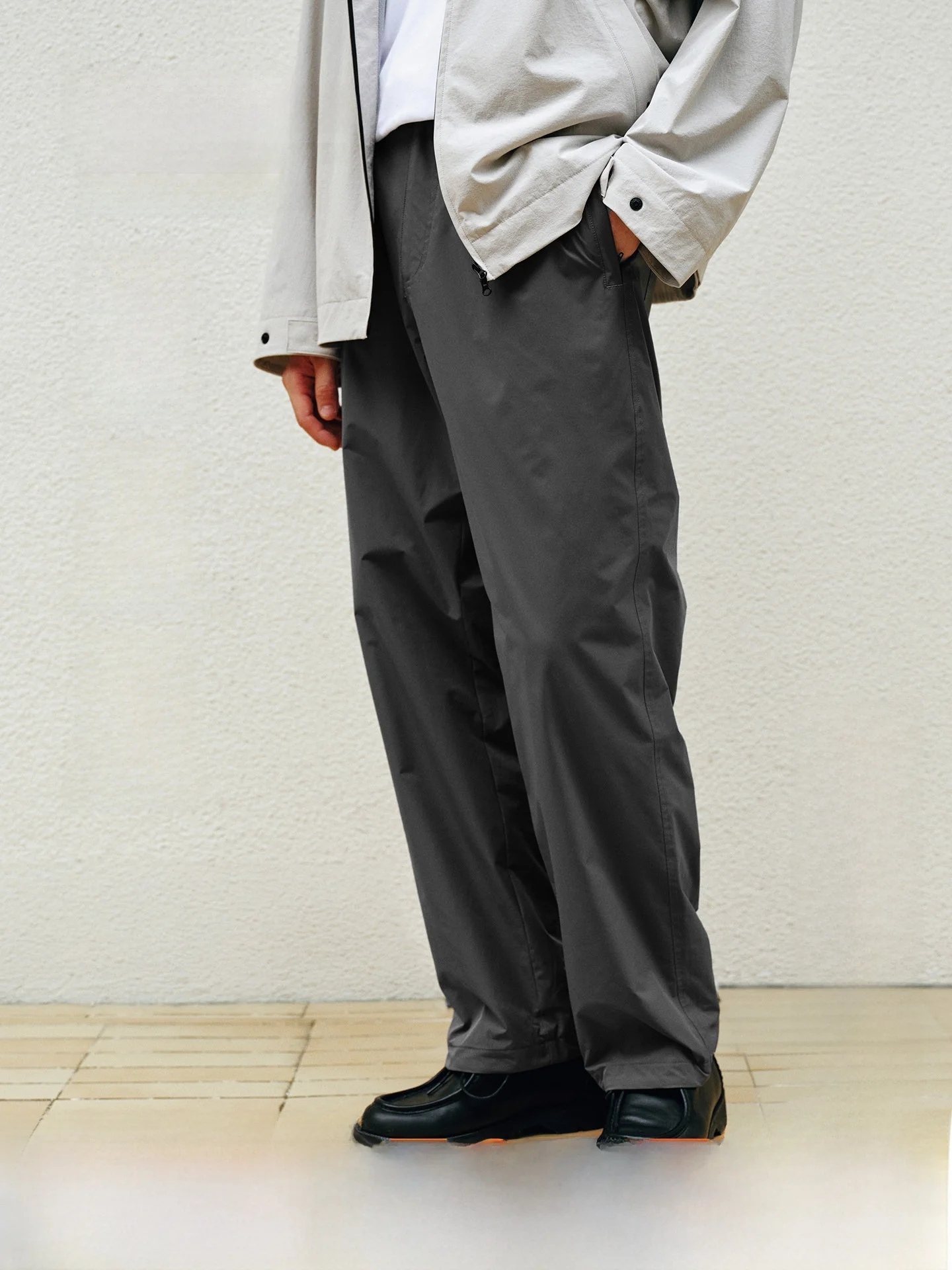 Warm Fleece Lined Straight Leg Casual Pants Waterproof Winter Thermal Trousers Restick Polyester Fiber Youth Fashion
Warm Fleece Lined Straight Leg Casual Pants Waterproof Winter Thermal Trousers Restick Polyester Fiber Youth Fashion