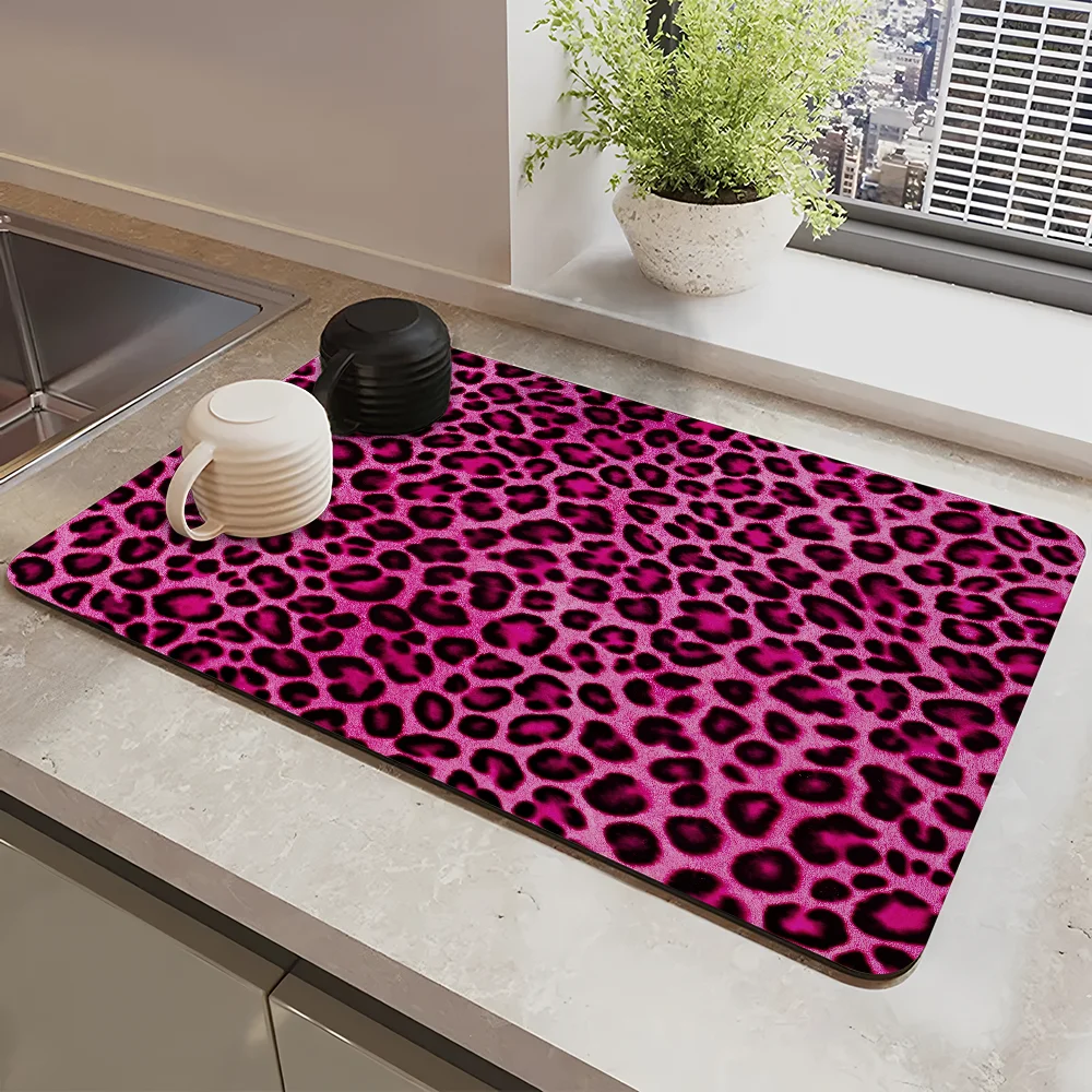 Pink Black Leopard Print Draining Pad Drying Mat For Kitchen Bar Coffee Dishes Rubber Quick Drying Water Absorbent Anti-slip Mat
Pink Black Leopard Print Draining Pad Drying Mat For Kitchen Bar Coffee Dishes Rubber Quick Drying Water Absorbent Anti-slip Mat
