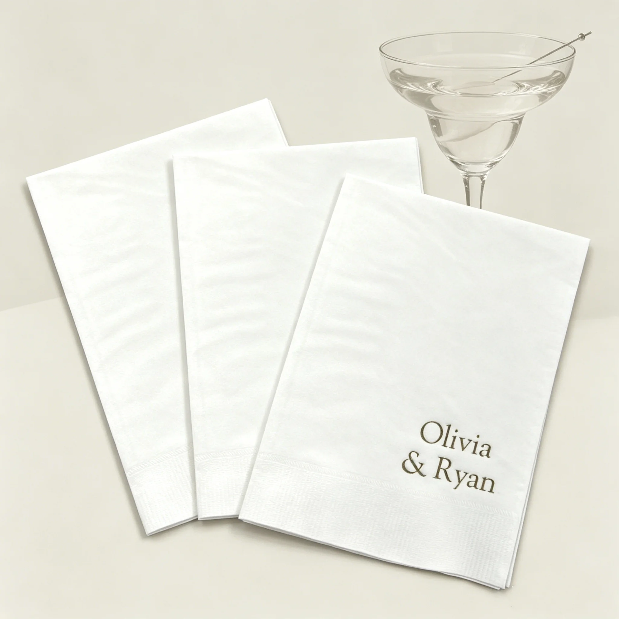 50pcs Custom Gold Foil Couple Names Dinner Napkins, Personalized Wedding Cocktail Napkins with Names for Wedding Reception, Brid
50pcs Custom Gold Foil Couple Names Dinner Napkins, Personalized Wedding Cocktail Napkins with Names for Wedding Reception, Brid
