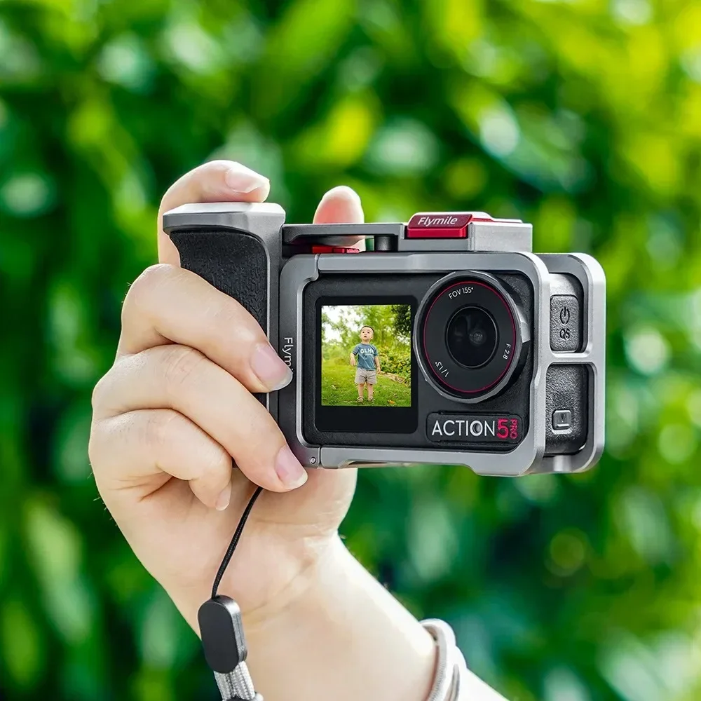 Metal Street Grip Holder For DJI Action 3/4/5 Pro Action Camera Aluminum Alloy Xplorer Grip With Cold Shoe Vlog Camera Holder
Metal Street Grip Holder For DJI Action 3/4/5 Pro Action Camera Aluminum Alloy Xplorer Grip With Cold Shoe Vlog Camera Holder