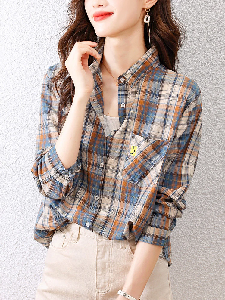 Casual Cotton Plaid Women's Shirt Commuter Style Loose Fit Button up Korean Version Long Sleeve Collar Open Cardigan
Casual Cotton Plaid Women's Shirt Commuter Style Loose Fit Button up Korean Version Long Sleeve Collar Open Cardigan