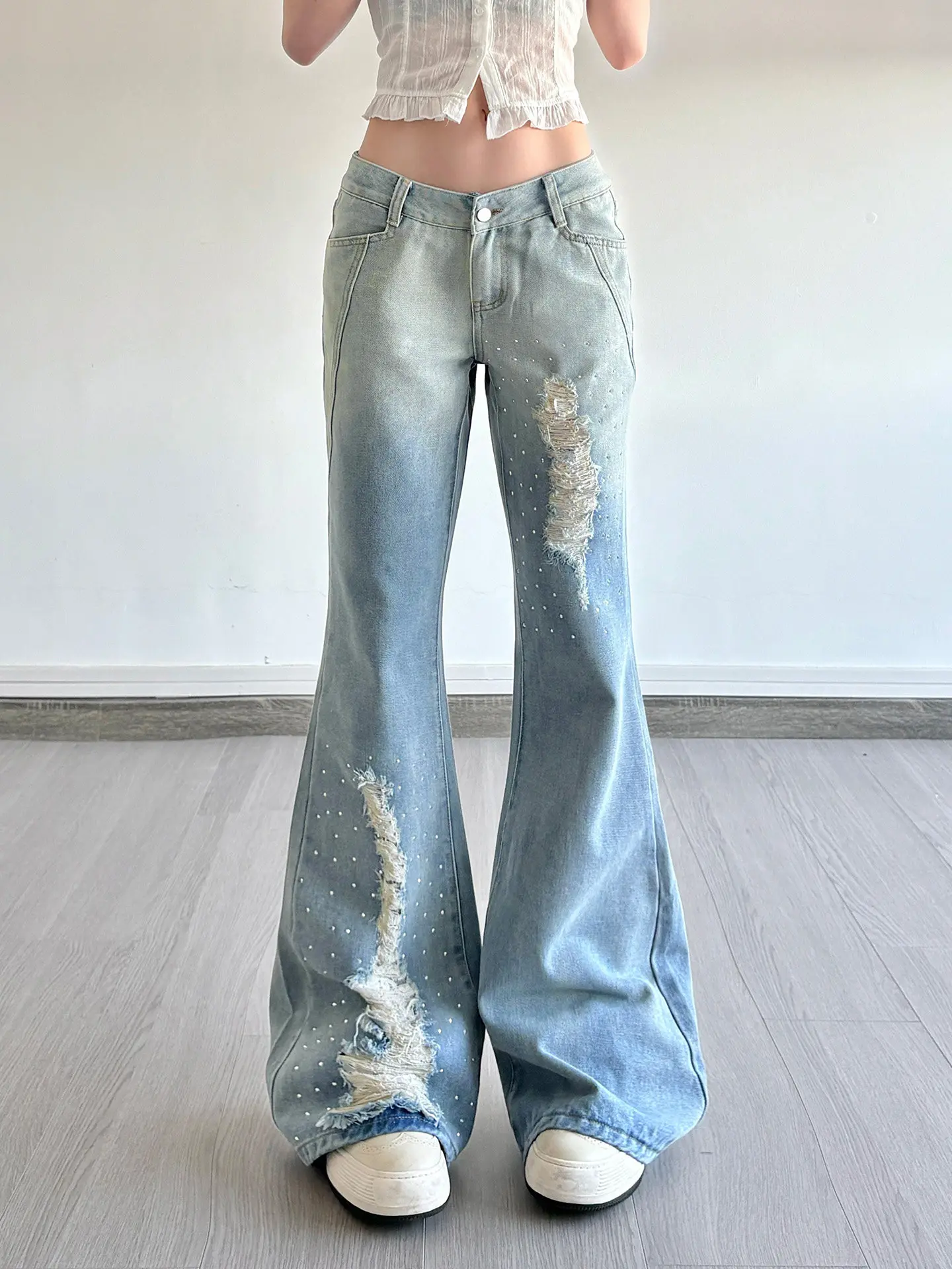 WEEKEEP Street Style Light Blue Washed Bell Bottom Jeans Women's Slimming Long Pants Torn Denim Summer Fashion plus Size
WEEKEEP Street Style Light Blue Washed Bell Bottom Jeans Women's Slimming Long Pants Torn Denim Summer Fashion plus Size