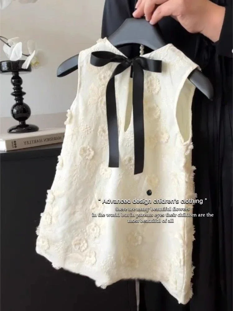 Summer Childrens Fashion Bow Embroidered Princess Dress Girl Clothes Childrens Wear 2025 New Girls Dress
Summer Childrens Fashion Bow Embroidered Princess Dress Girl Clothes Childrens Wear 2025 New Girls Dress