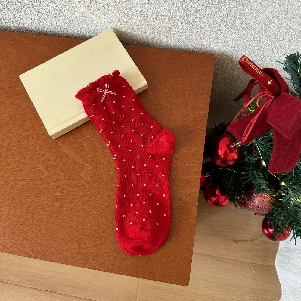 Plaid Combed Cotton Red Socks Breathable Sweet Heart Polka Dot Socks Soft Fashion Flower Socks Lunar New Year
Plaid Combed Cotton Red Socks Breathable Sweet Heart Polka Dot Socks Soft Fashion Flower Socks Lunar New Year