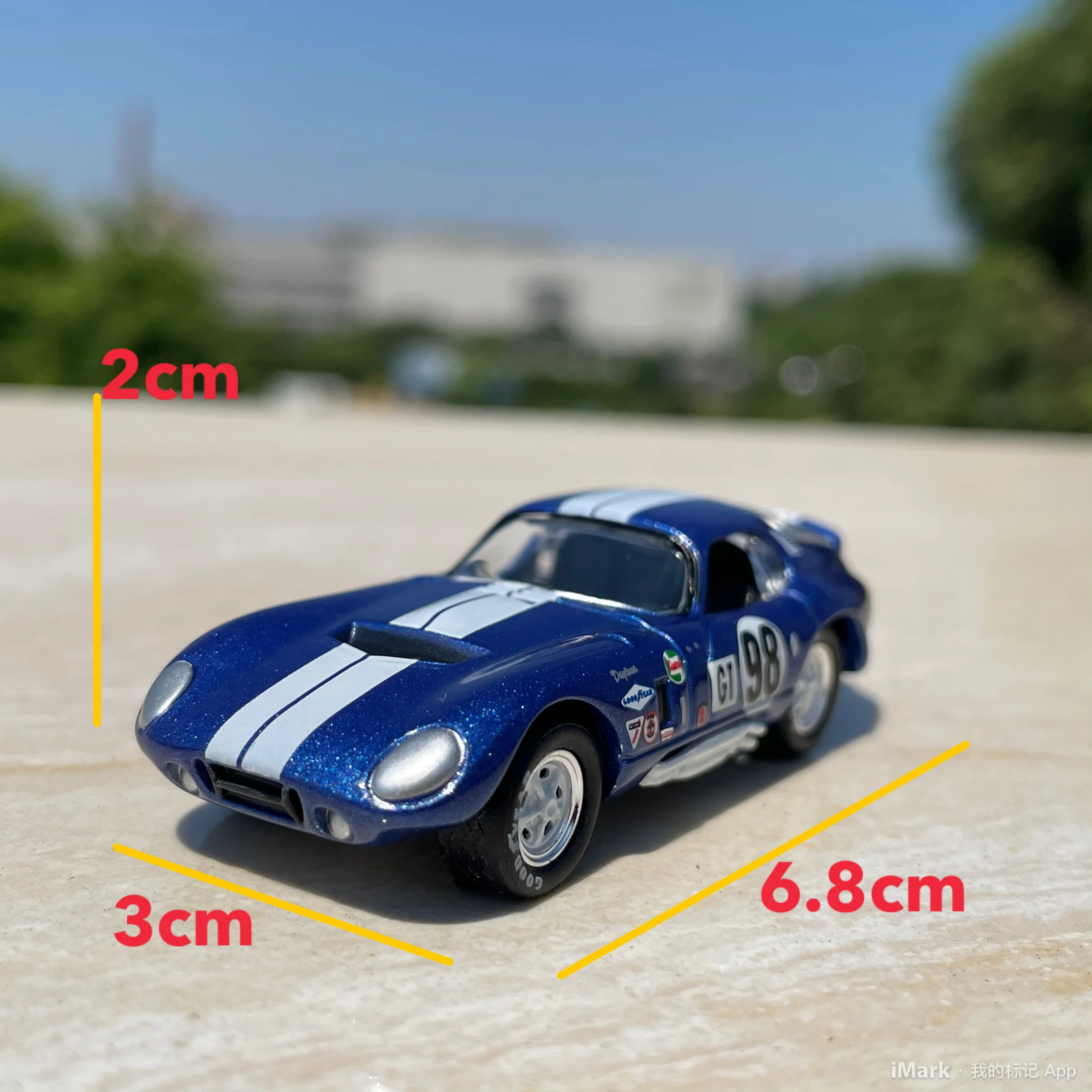 Литой под давлением масштаб 1:64 Ford Mustang Shelby Daytona Racing, модель автомобиля из сплава, Коллекционная игрушка, подарок, сувенир, украшение для дисплея
Литой под давлением масштаб 1:64 Ford Mustang Shelby Daytona Racing, модель автомобиля из сплава, Коллекционная игрушка, подарок, сувенир, украшение для дисплея