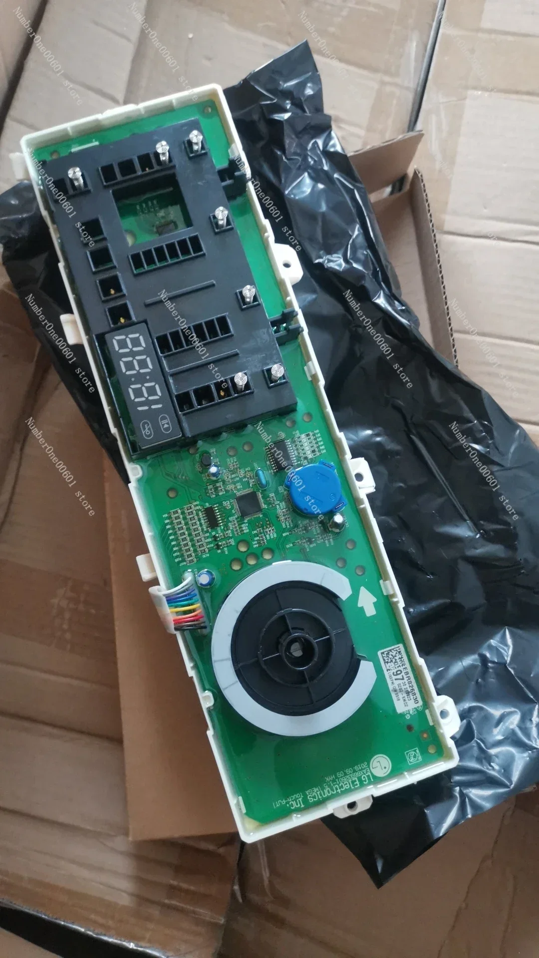 Suitable for LG Drum Washing Machine FCM902W Computer Board EBR85565636 Motherboard 62683081 Display Board
Suitable for LG Drum Washing Machine FCM902W Computer Board EBR85565636 Motherboard 62683081 Display Board