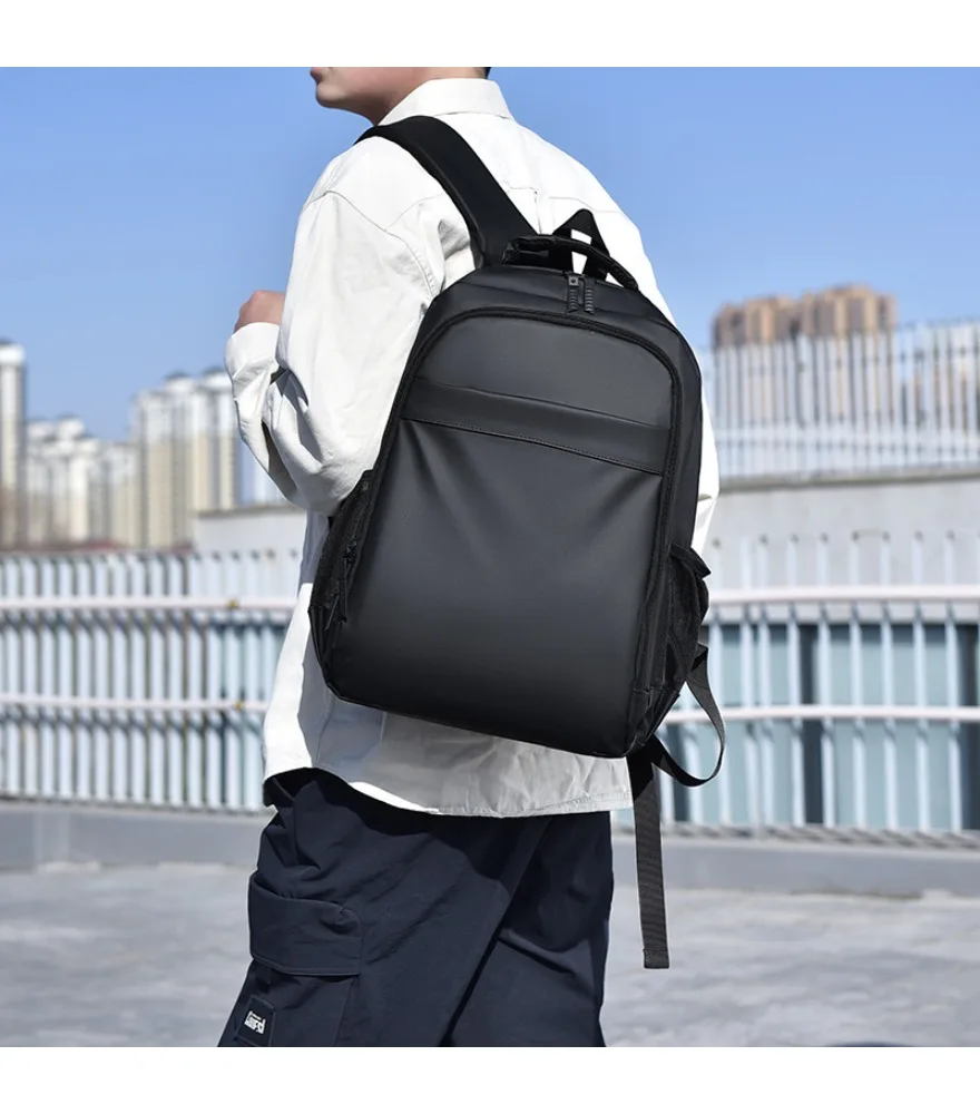 Army green matte waterproof backpack single horizontal front stitching dual side mesh bottle pockets padded top handle
Army green matte waterproof backpack single horizontal front stitching dual side mesh bottle pockets padded top handle