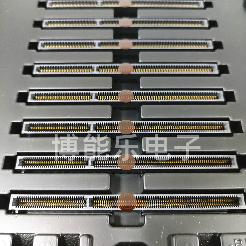1-10 шт./лот HSEC8-1100-01-L-DV-A-K 200PIN 0.8MM Новый оригинал
1-10 шт./лот HSEC8-1100-01-L-DV-A-K 200PIN 0.8MM Новый оригинал