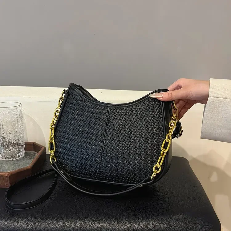 Vintage Ski-Lodge Crossbody, Recycled PU Crescent Bag, Women's RFID-Protected Organizer for Chalet Stays & Après-Ski Parties
Vintage Ski-Lodge Crossbody, Recycled PU Crescent Bag, Women's RFID-Protected Organizer for Chalet Stays & Après-Ski Parties