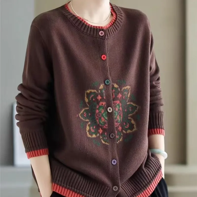 Autumn Winter New Fashion O-neck Embroidery Knit Cardigan Women Clothing Casual All-match Single Breasted Sweaters Lady Y2k Tops
Autumn Winter New Fashion O-neck Embroidery Knit Cardigan Women Clothing Casual All-match Single Breasted Sweaters Lady Y2k Tops