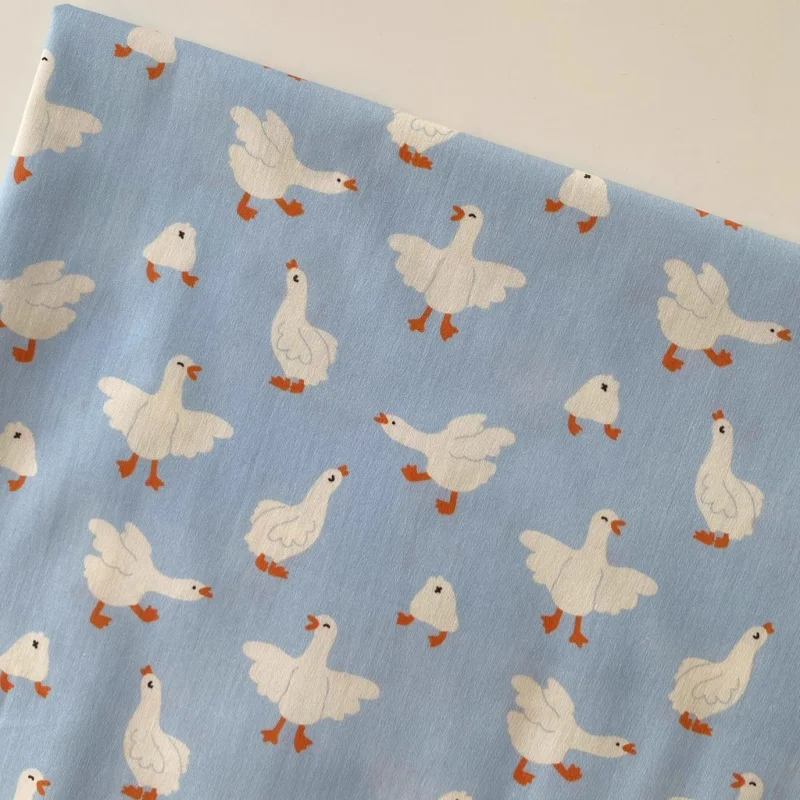 Pure cotton summer lightweight cute goose cartoon print home wear DIY hairband headscarf children's clothing fabric
Pure cotton summer lightweight cute goose cartoon print home wear DIY hairband headscarf children's clothing fabric