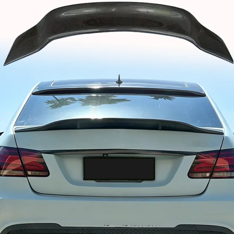 For 2013-2016 Benz E-Class W212 four door sedan E180E200 E260 E300 E320 E400 sedan E63 pressure tail wing R modificati
For 2013-2016 Benz E-Class W212 four door sedan E180E200 E260 E300 E320 E400 sedan E63 pressure tail wing R modificati