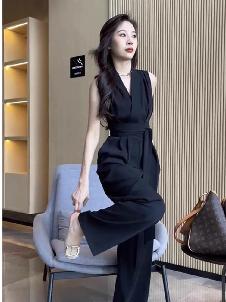 Elegant High-Waist Wide-Leg Jumpsuit Belted Design Sensation Fashionable Korean Style Summer Outfit for plus Size Women
Elegant High-Waist Wide-Leg Jumpsuit Belted Design Sensation Fashionable Korean Style Summer Outfit for plus Size Women