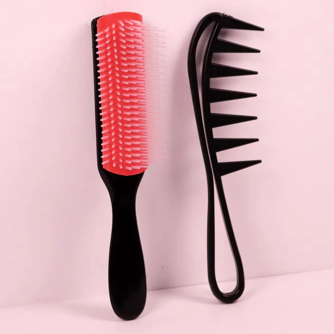 Professional hair comb set, wide tooth hair comb, nine row hair comb. Suitable for all hair types,special for real hair wigs
Professional hair comb set, wide tooth hair comb, nine row hair comb. Suitable for all hair types,special for real hair wigs